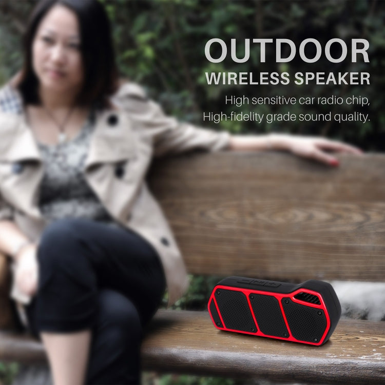 NewRixing NR-5011 Outdoor Portable Bluetooth Speakerr, Support Hands-free Call / TF Card / FM / U Disk(Green) - Desktop Speaker by NewRixing | Online Shopping South Africa | PMC Jewellery | Buy Now Pay Later Mobicred