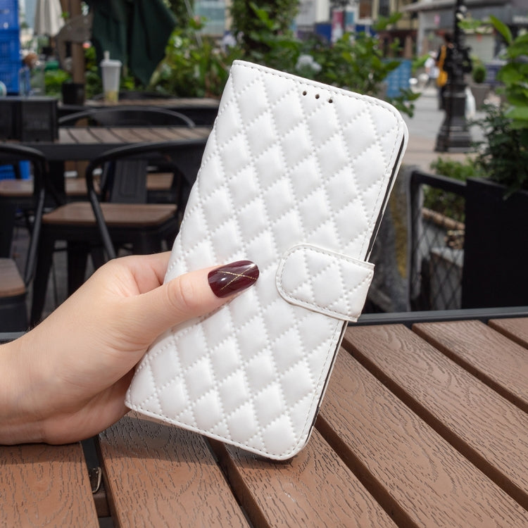 For Motorola Edge 50 Pro 5G Diamond Lattice Wallet Flip Leather Phone Case(White) - Motorola Cases by PMC Jewellery | Online Shopping South Africa | PMC Jewellery | Buy Now Pay Later Mobicred