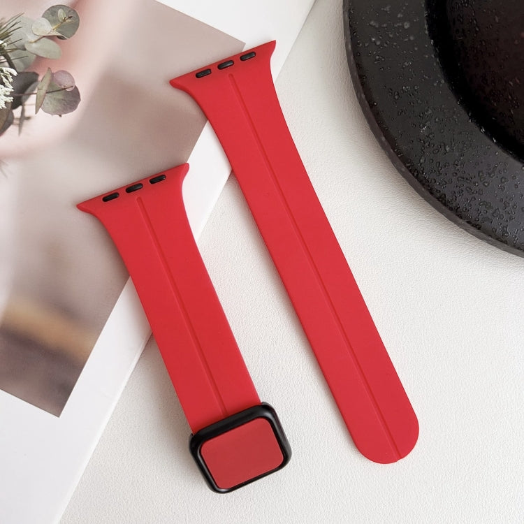 For Apple Watch Series 7 41mm Magnetic Square Buckle Silicone Watch Band(Red) - Watch Bands by PMC Jewellery | Online Shopping South Africa | PMC Jewellery