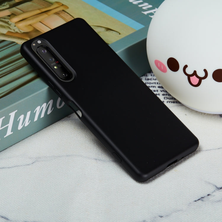 For Sony Xperia 5 Plus / Xperia 1 II Solid Color Liquid Silicone Dropproof Full Coverage Protective Case(Black) - Sony Cases by PMC TechLife | Online Shopping South Africa | PMC TechLife