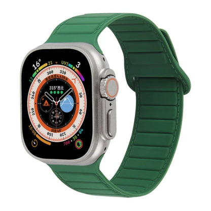 For Apple Watch 8 41mm Loop Magnetic Silicone Watch Band(Green) - Watch Bands by PMC Jewellery | Online Shopping South Africa | PMC Jewellery