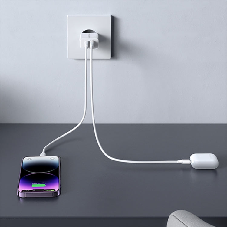 JOYROOM JR-TCN04 2.1A Dual USB Charger, Specification:US Plug - USB Charger by JOYROOM | Online Shopping South Africa | PMC Jewellery